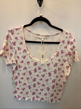 Z Supply Floral Scoop Neck Short Sleeve Top - Bone with Pink Floral